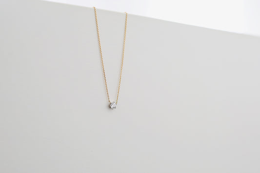 エンゲージネックレス(一粒ダイヤのネックレス)