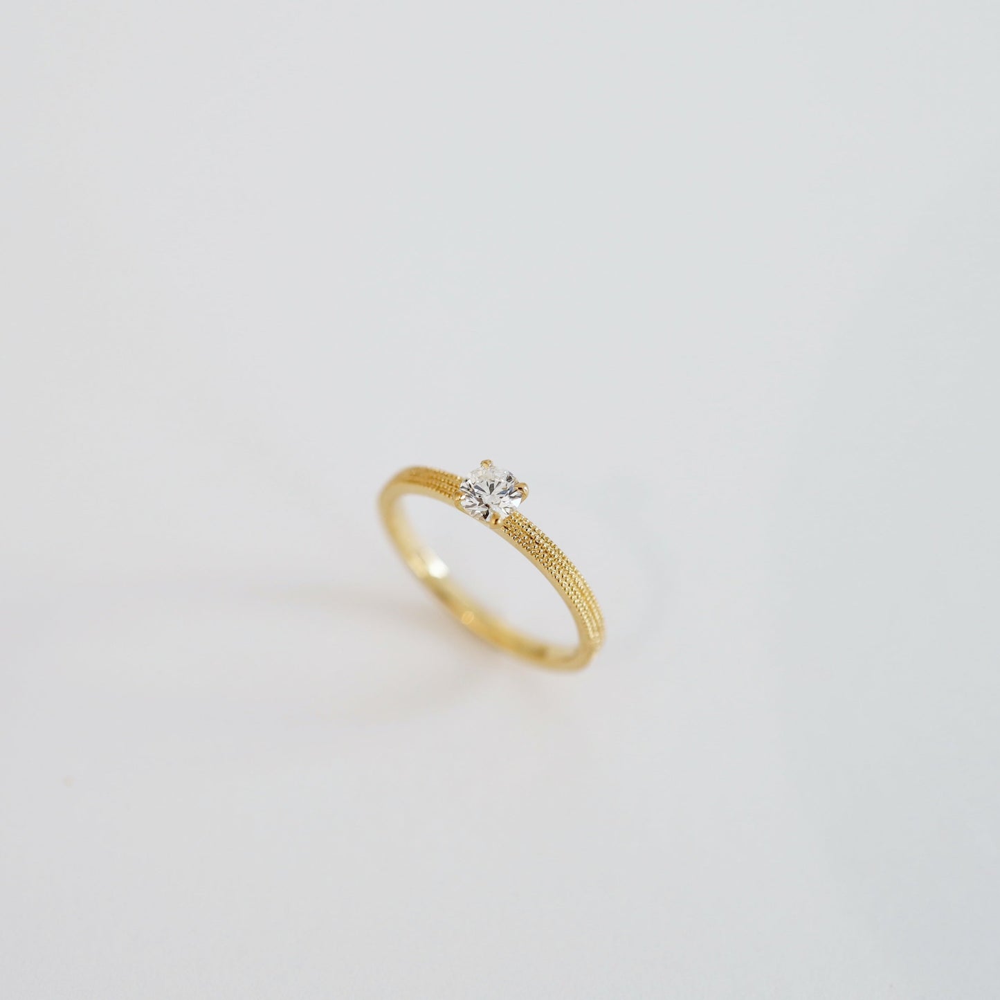 toujours (トゥジュールエンゲージ)0.2ct