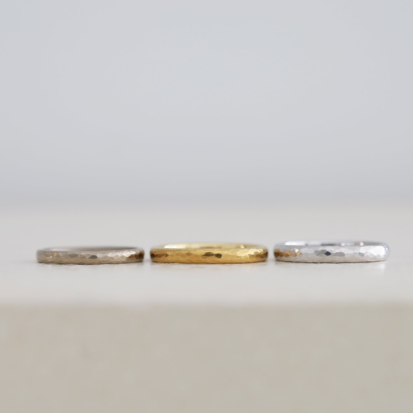 アトリエタマリの結婚指輪、デザインハンマー