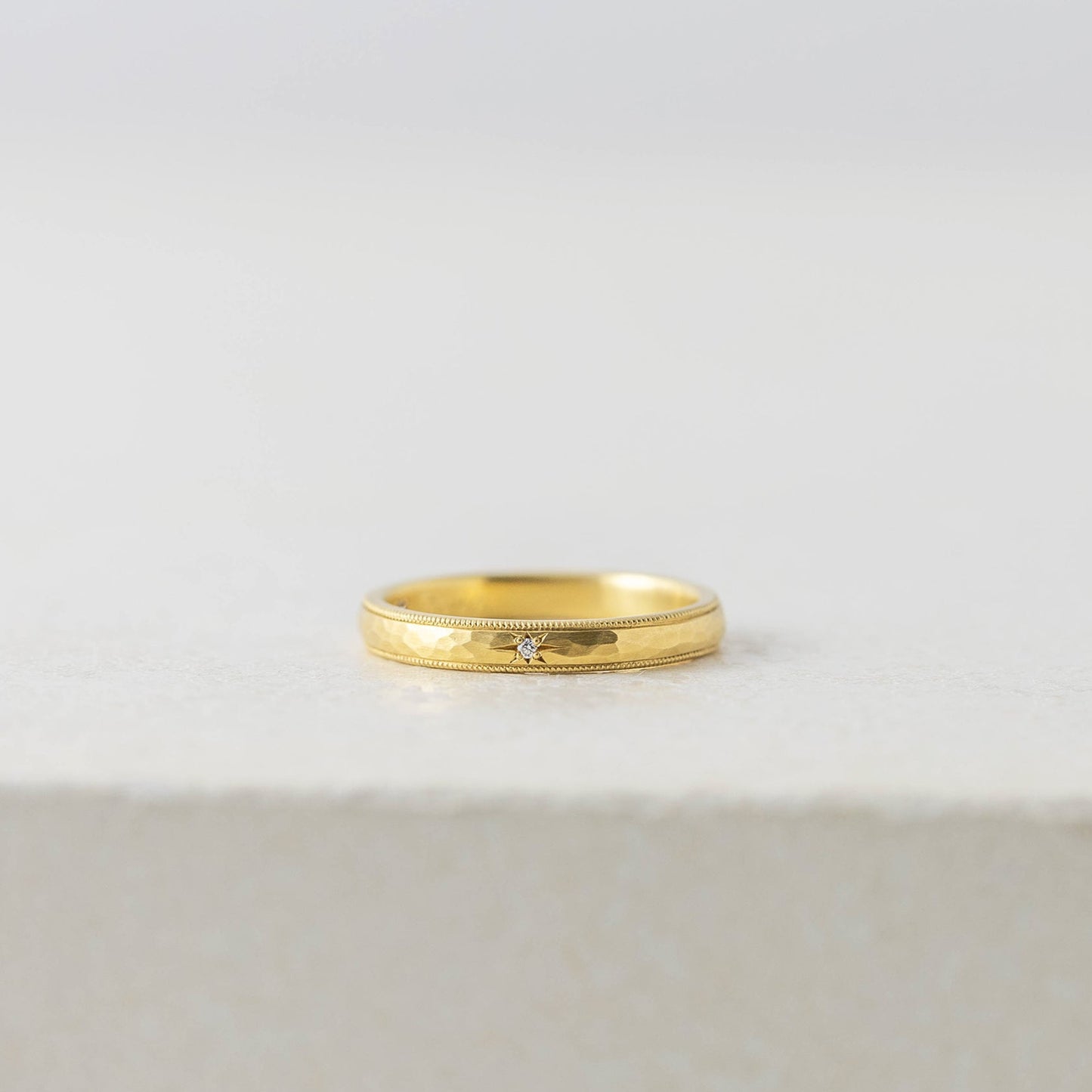 アトリエタマリの結婚指輪、ハンマーミルグレイン