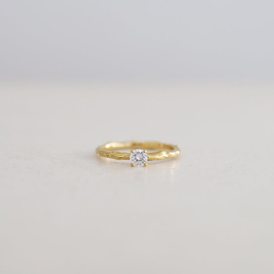melt engagement ring(メルトエンゲージリング)