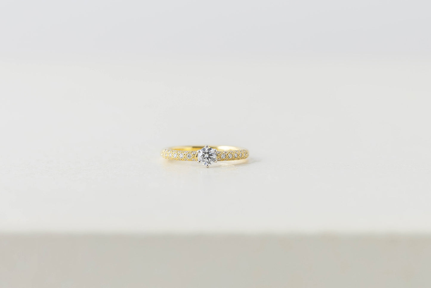 pave engagement ring(パヴェ エンゲージリング)
