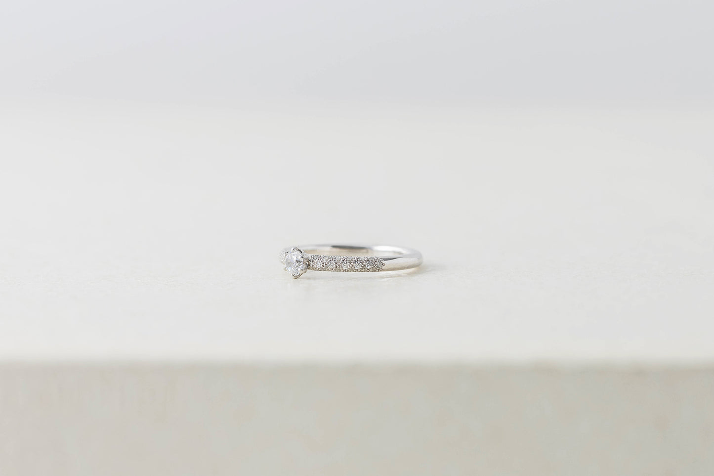 pave engagement ring(パヴェ エンゲージリング)