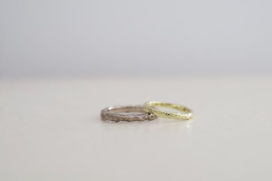 金属が溶け落ちる様を指輪に表現した結婚指輪|大阪・京都のアトリエtamariが制作