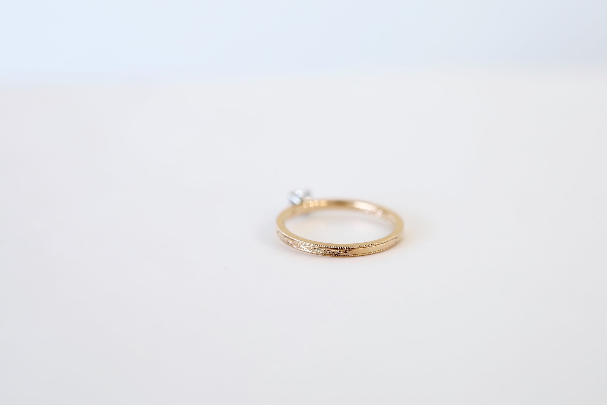 [0.15ct 0.17ct ]olive（オリーブ）エンゲージリング