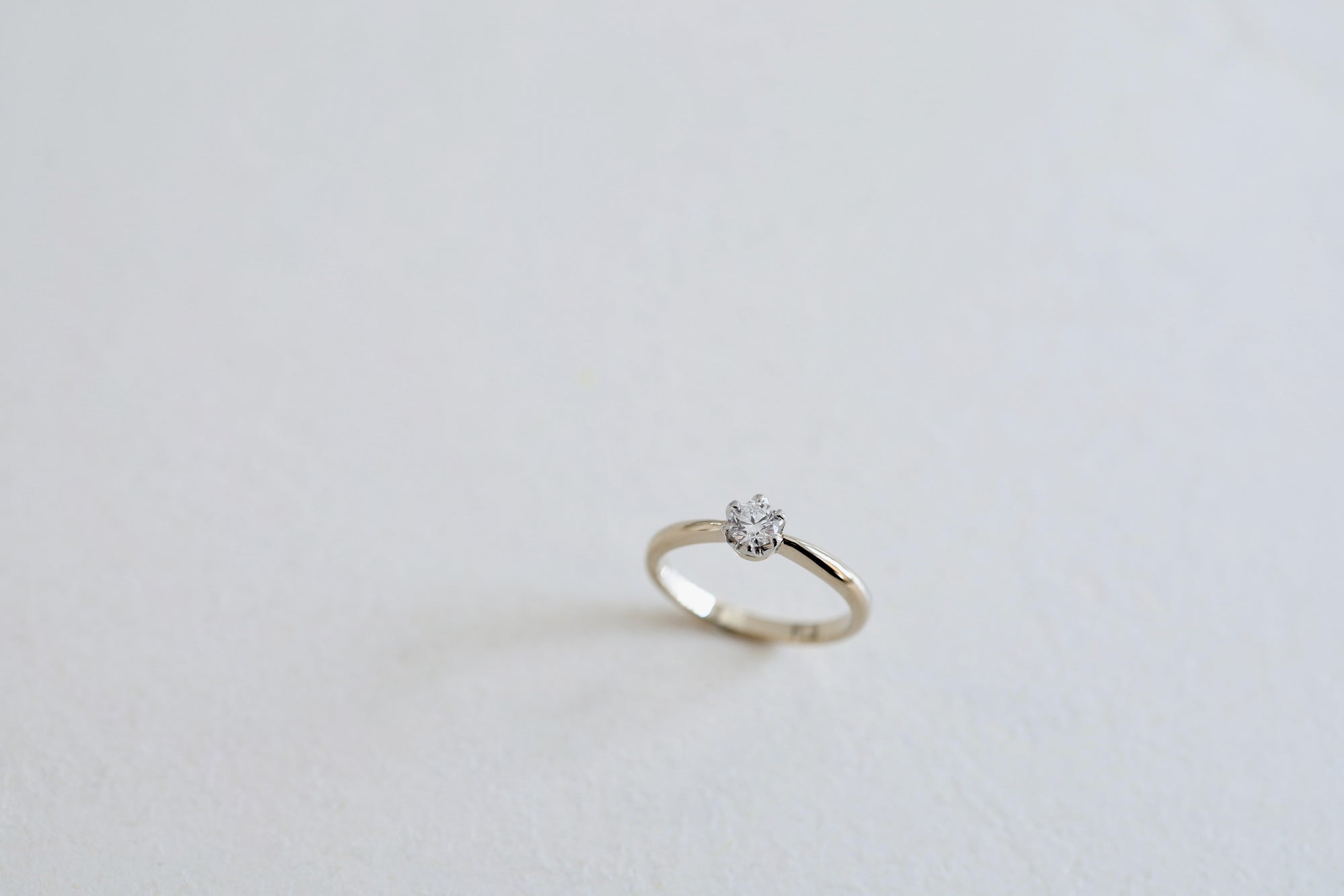 [0.2ct〜]crown(クラウン) engagement ring