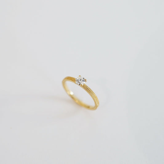 toujours （トゥジュールエンゲージ）0.2ct