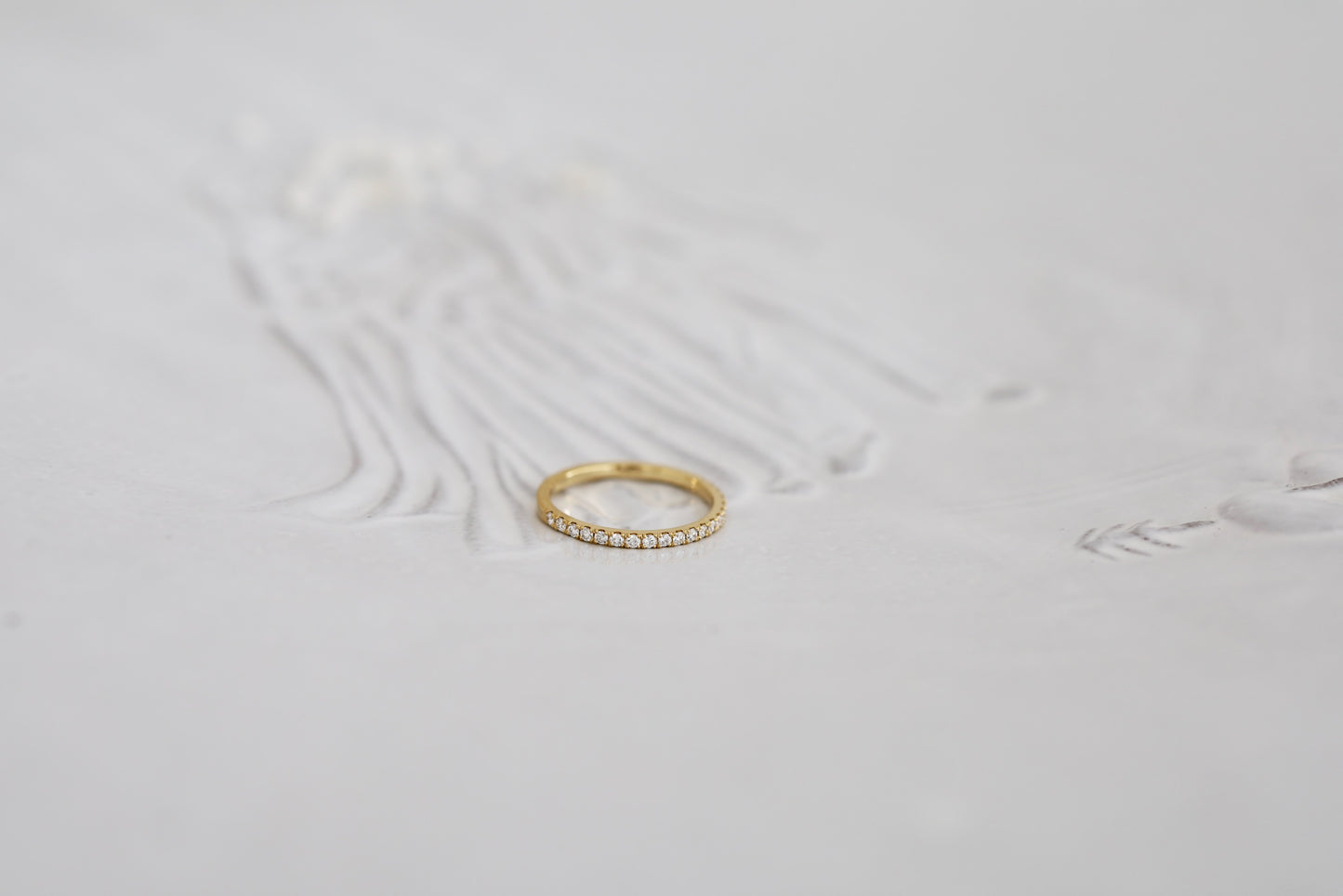 ハーフエタニティリングの婚約指輪/ateliertamari（アトリエタマリ）大阪心斎橋・京都のオーダーメイドリング