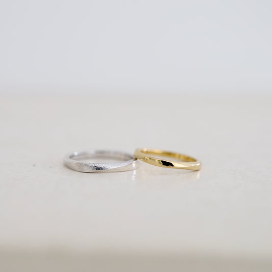 全体をひねりながら流れるように仕上げたツイストデザインの結婚指輪“twist”｜atelier tamari